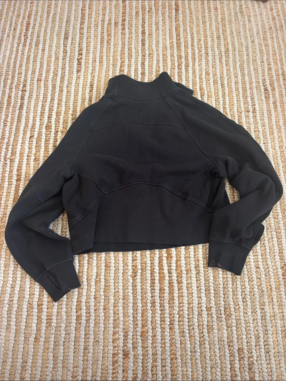 lululemon athletica cropped pullover